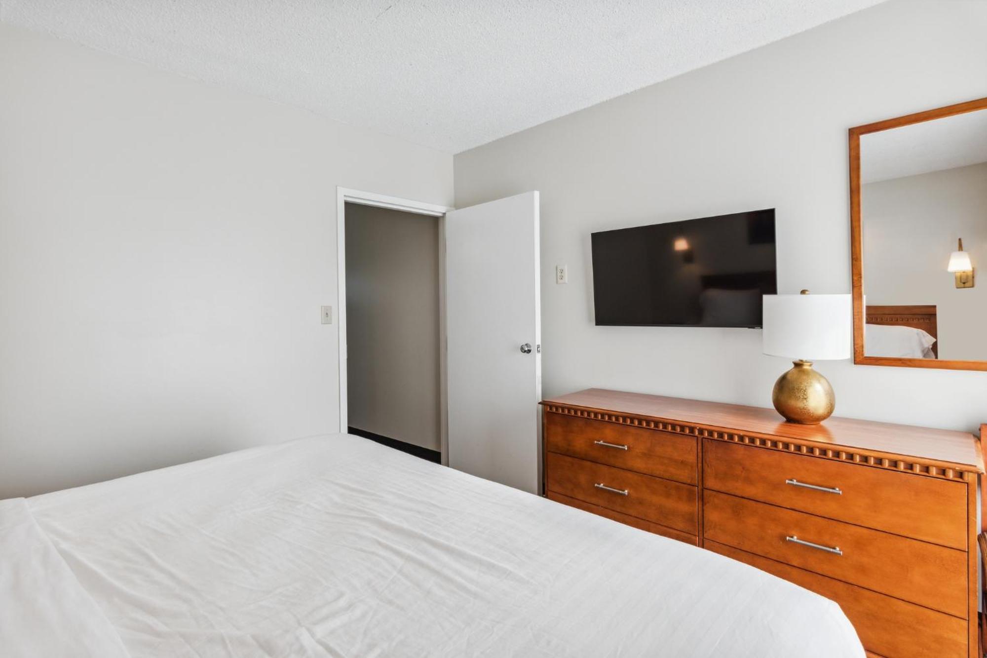 רהובות' ביץ' Cape Suites Room 8 - Free Parking! Hotel Room מראה חיצוני תמונה