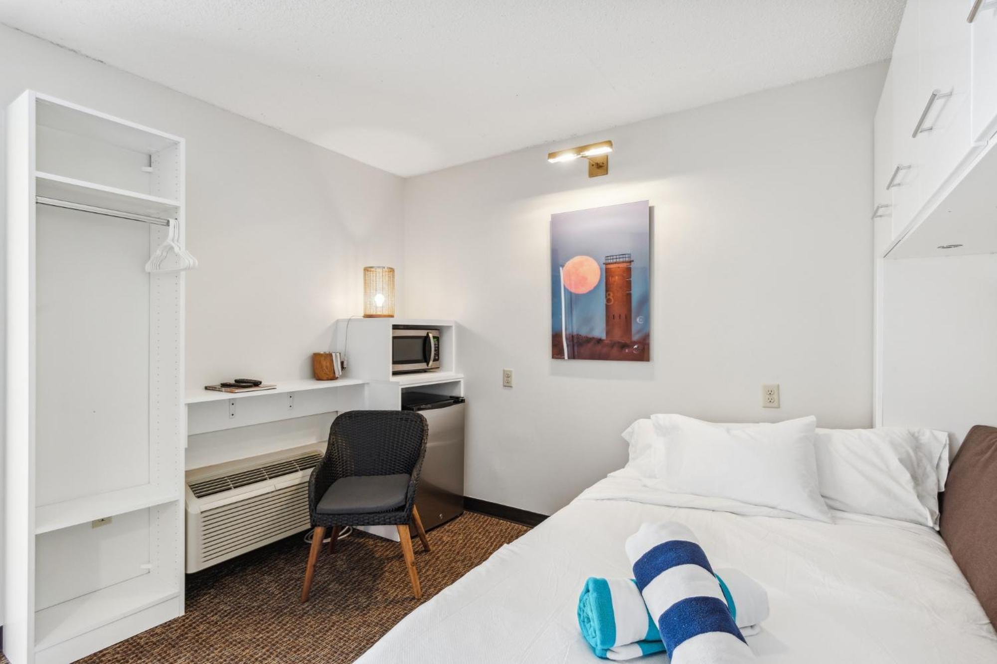 רהובות' ביץ' Cape Suites Room 8 - Free Parking! Hotel Room מראה חיצוני תמונה